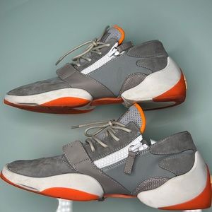 Sport shoes Giuseppe Zanetti.